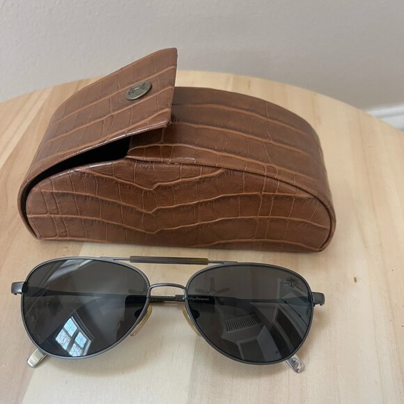Tommy Bahama Women;s Aviator Sunglasses TB38P with Faux Alligator Case - Picture 1 of 7